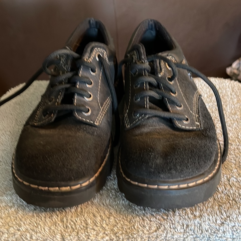 Sketchers casual shoes